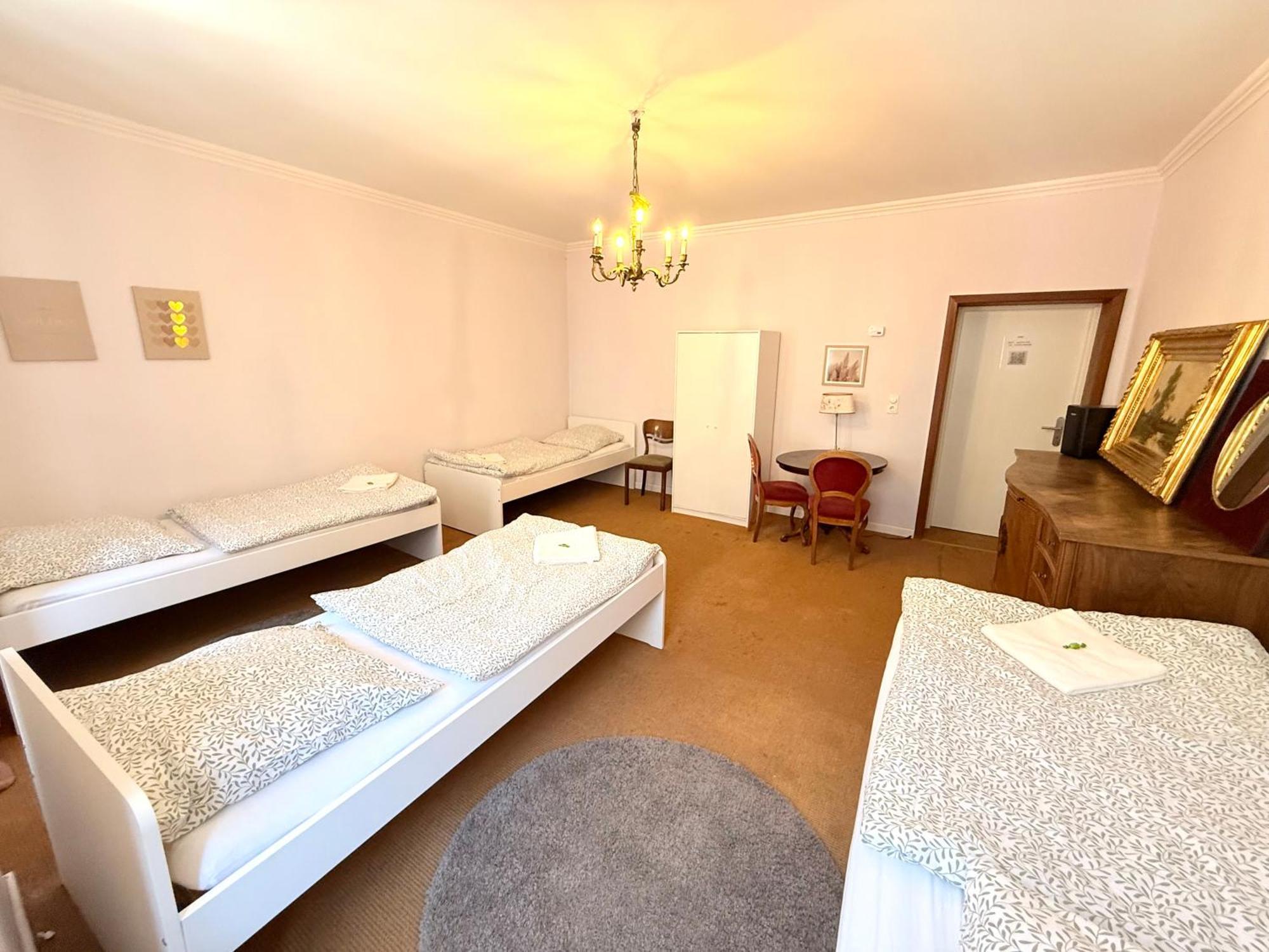 Pension Casa Tempora Мюнхен Экстерьер фото