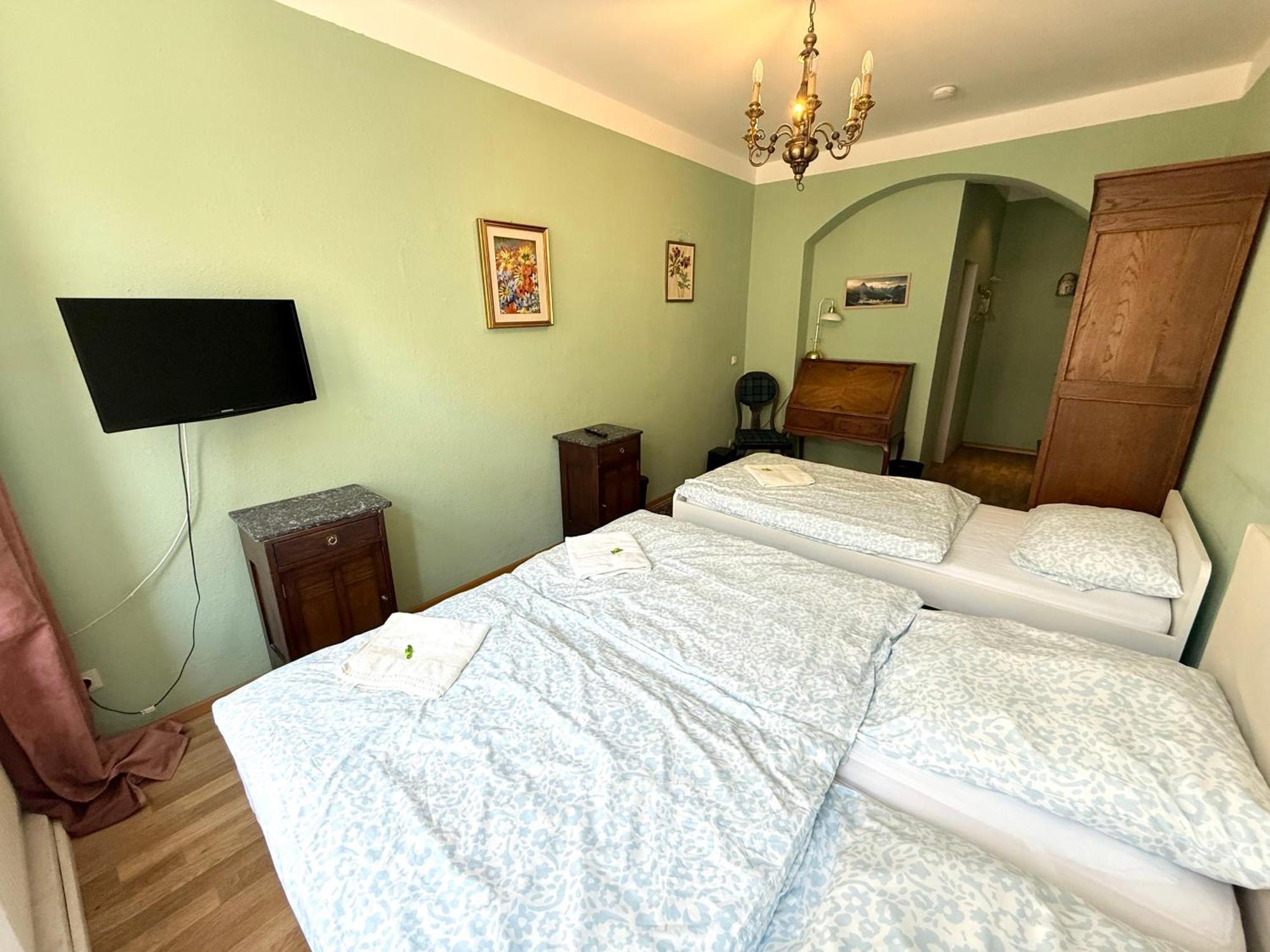 Pension Casa Tempora Мюнхен Экстерьер фото