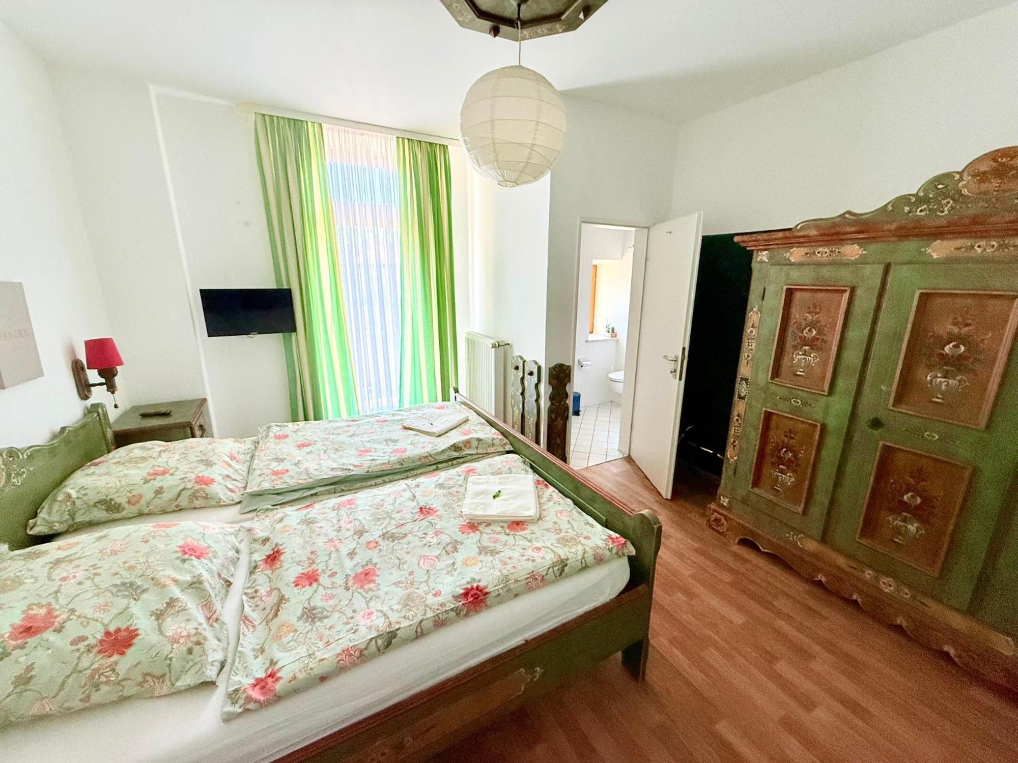 Pension Casa Tempora Мюнхен Экстерьер фото