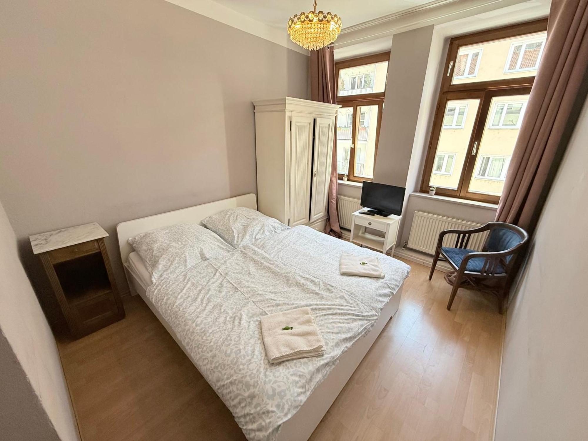 Pension Casa Tempora Мюнхен Экстерьер фото