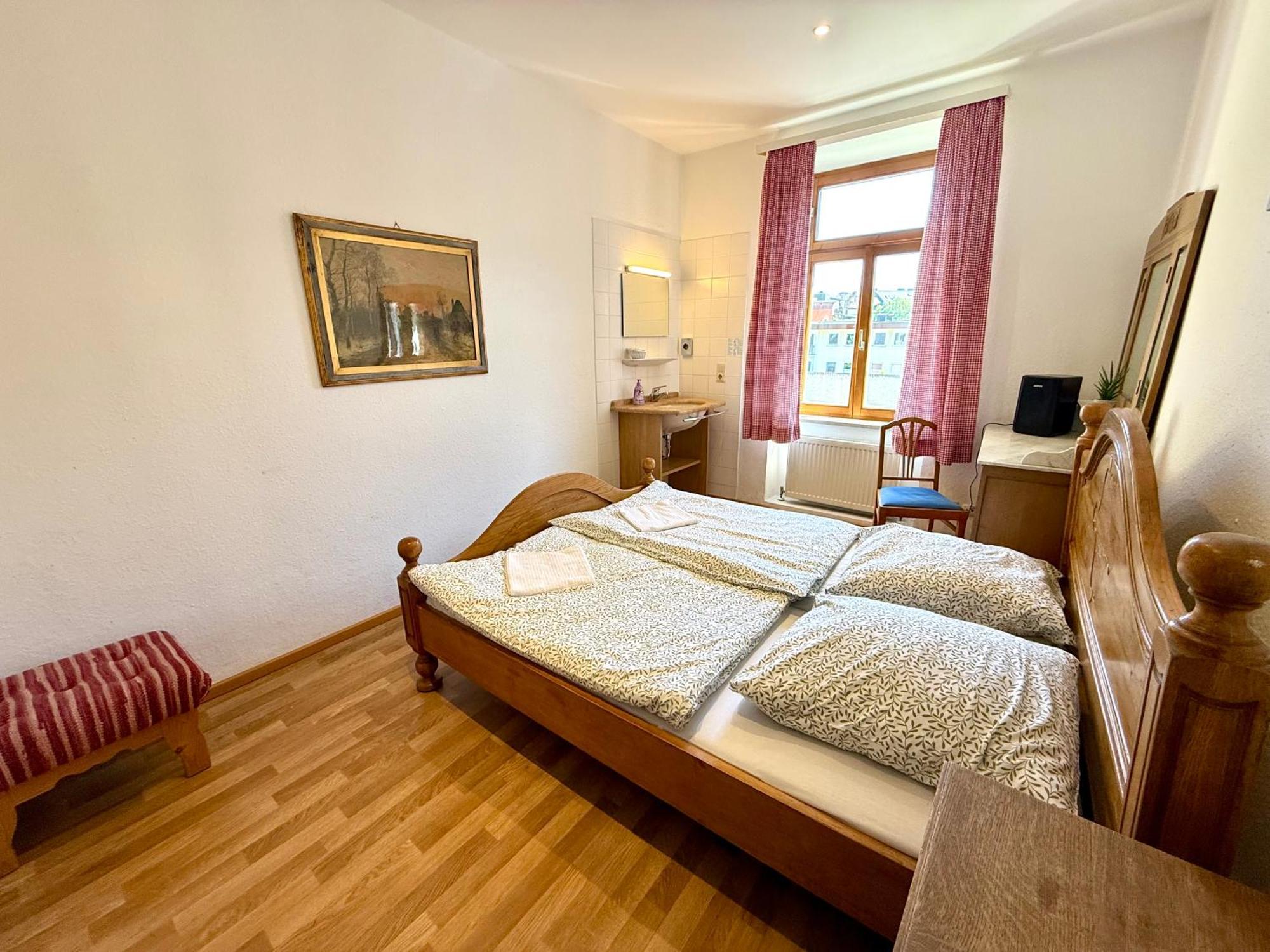 Pension Casa Tempora Мюнхен Экстерьер фото