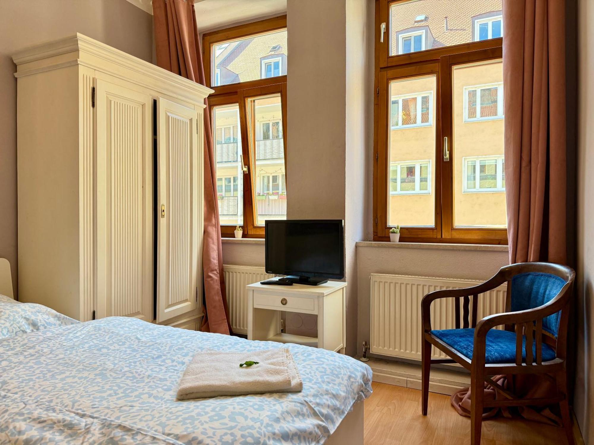 Pension Casa Tempora Мюнхен Экстерьер фото